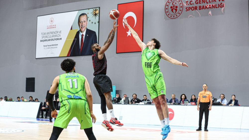 Gaziantep Basketbol'a ne oldu? Neden maçları kazanamıyor?